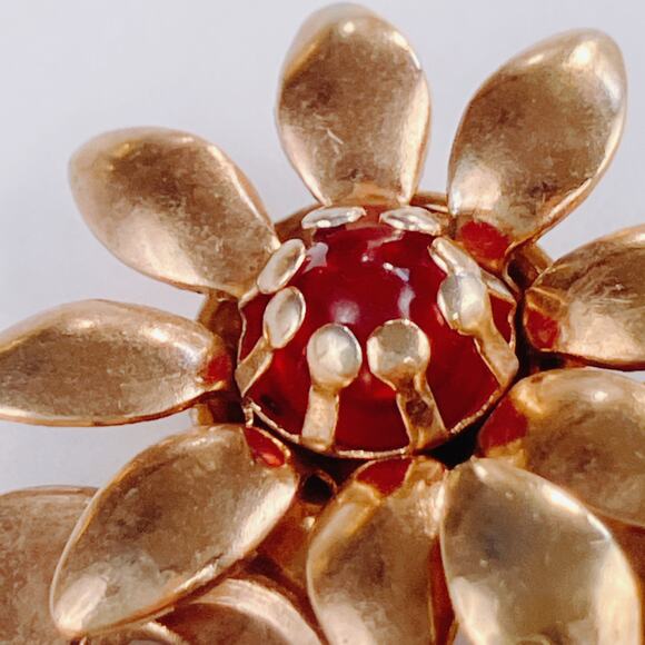 VTG 1940s Brooch Gold Tone Floral Red Glass Cabochons Mid Century Bouquet Pin - Picture 5 of 12
